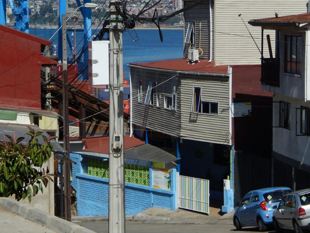 Hostal Recuerdos De Familia Valparaíso Exterior photo