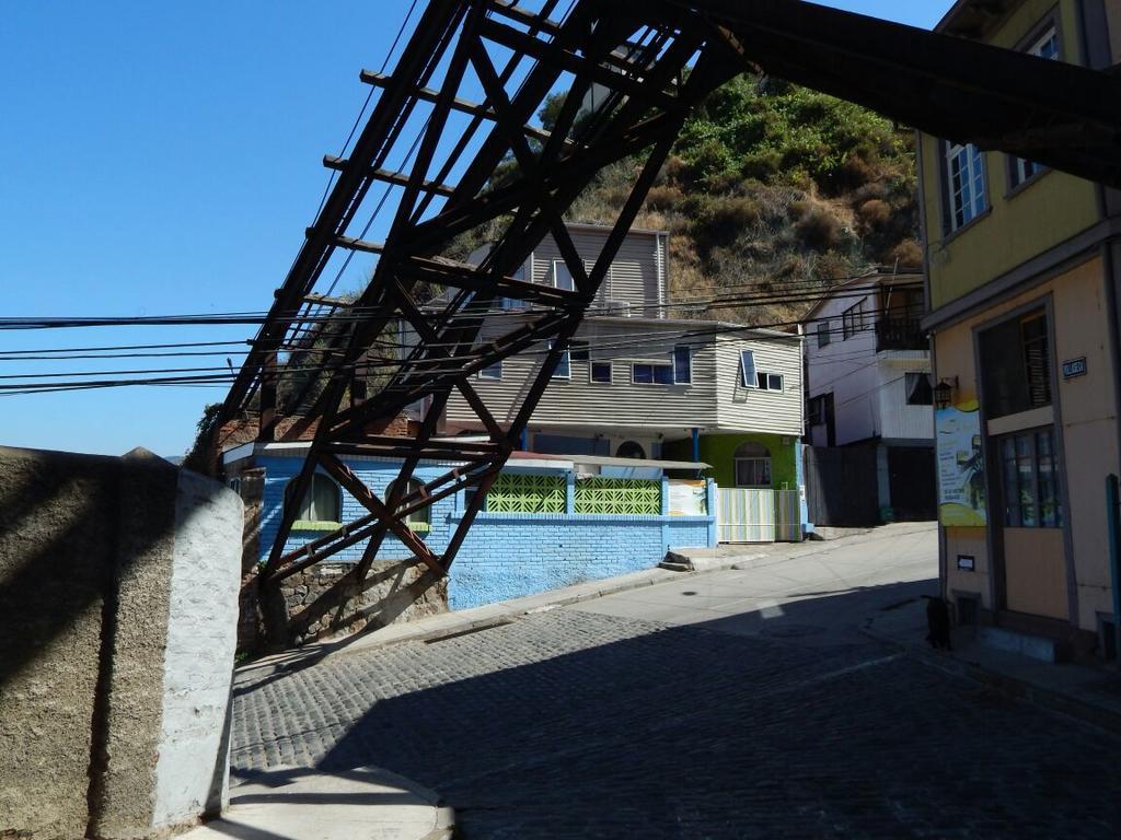 Hostal Recuerdos De Familia Valparaíso Exterior photo